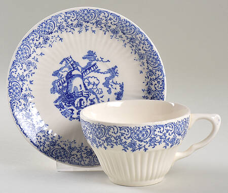 RYL29 Flat Cup & Saucer Set