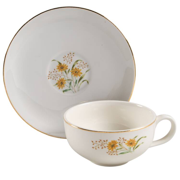 Suzan Flat Cup & Saucer Set