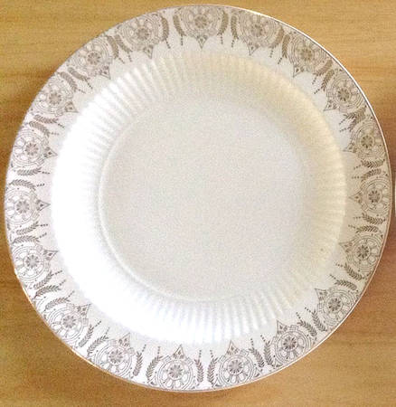 Sylvia Luncheon Plate