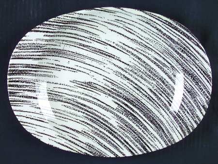 Windblown Black 11" Oval Serving Platter