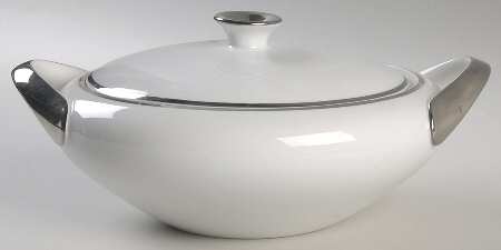 Princess Grace Round Covered Vegetable