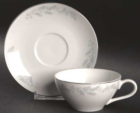Eg3301 (White Background) Flat Cup & Saucer Set