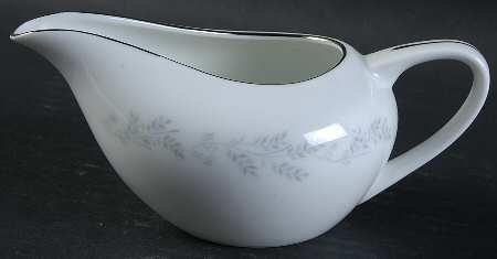 Eg3301 (White Background) Creamer