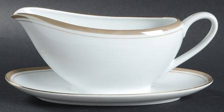 Golden Elegance Gravy Boat with Attached Underplate