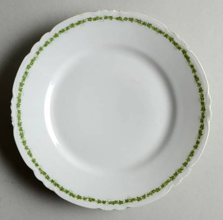 10789 Salad Plate