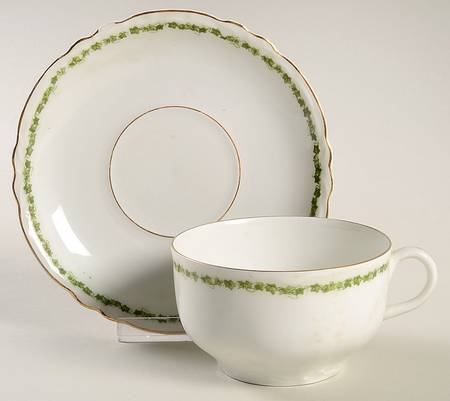 10789 Flat Cup & Saucer Set