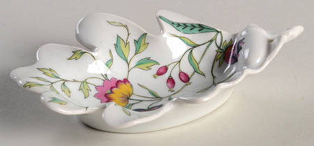 Adriana Leaf Shaped Ashtray