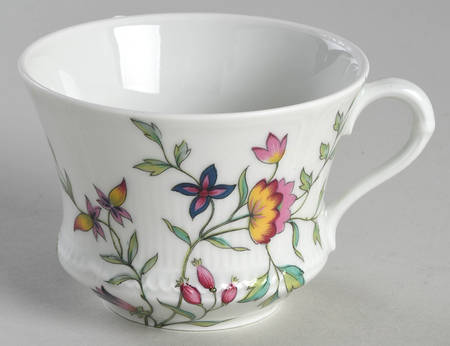Adriana Flat Cup