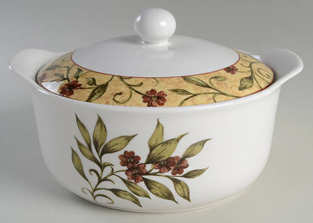 Cinnabar 2.75 Qt Round Covered Casserole