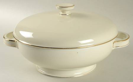 3303 (Aida, Cream) Round Covered Vegetable