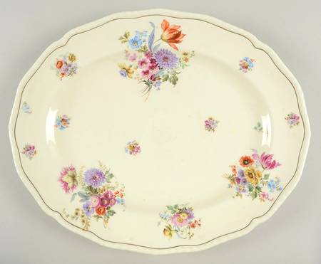 V2136 15" Oval Serving Platter