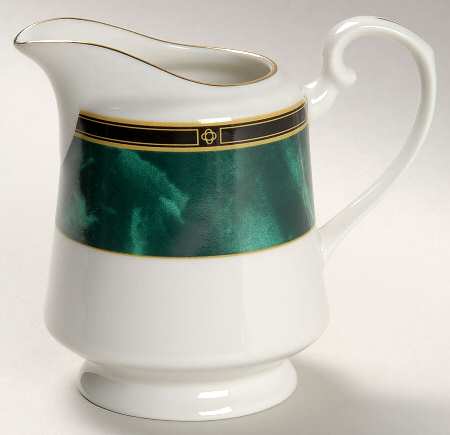 Jade Garland Creamer