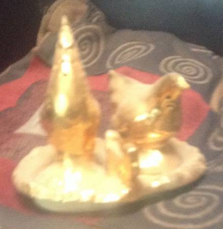 Golden Age Figural Salt & Pepper Tray Set