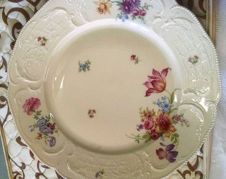 R582 Dinner Plate