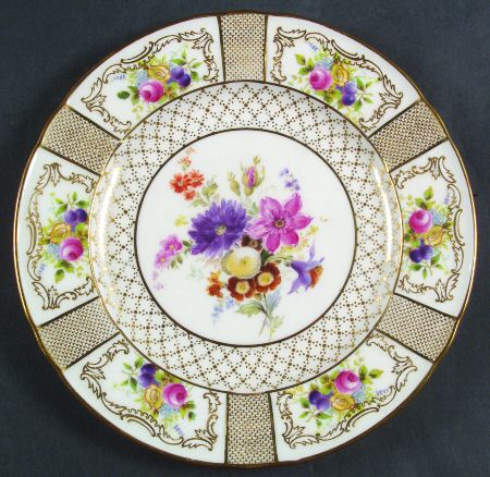 H2505 by Royal Doulton