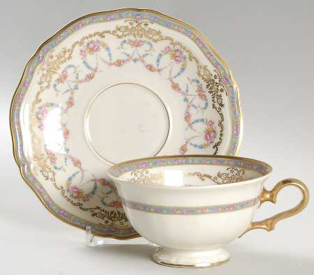 Florentine (Chippendale) Footed Cup & Saucer Set