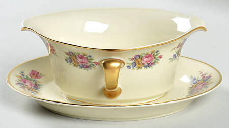 2898 Gravy Boat with Attached Underplate
