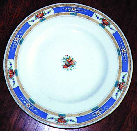 RD60 by Royal Doulton