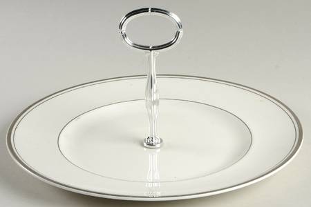 Oxford Platinum Round Serving Plate with Handle (DP)