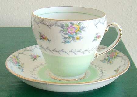 Pevensey Footed Cup & Saucer Set