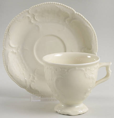 Sanssouci (Ivory, No Trim) Footed Cup & Saucer Set