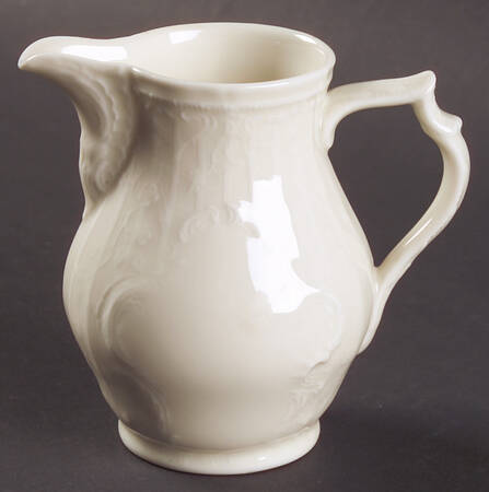 Sanssouci (Ivory, No Trim) Creamer