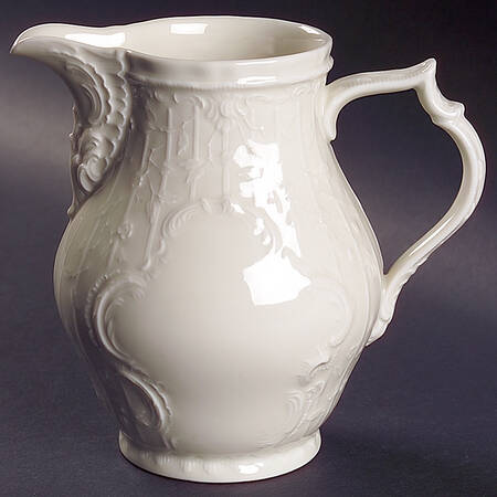 Sanssouci (Ivory, No Trim) 32 Oz Pitcher