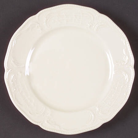 Sanssouci (Ivory, No Trim) Bread & Butter Plate