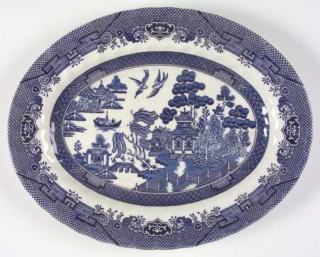 Blue Willow (Swirl Rim, England) 12" Oval Serving Platter by Royal Wessex