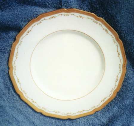 E4652 by Royal Doulton