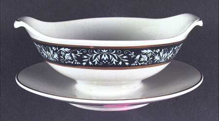 Florentine Gravy Boat with Attached Underplate