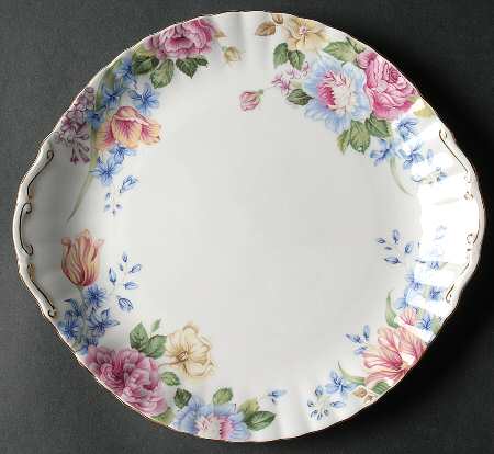 Beatrice Handled Cake Plate