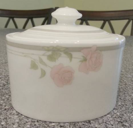 Twilight Rose (Restaurant) Sugar Bowl & Lid