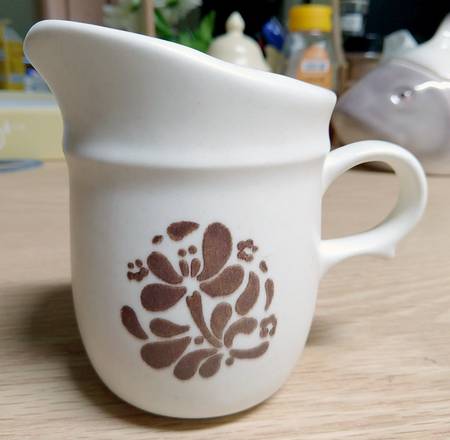 Lancaster Creamer