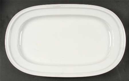 Winifred White 17" Oval Serving Platter