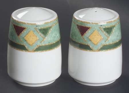 Japora Salt & Pepper Set