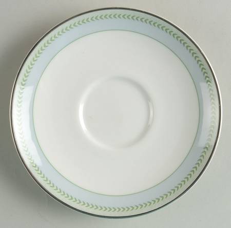 Etienne Platinum Saucer