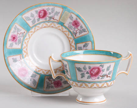 E7655 Footed Bouillon Cup & Saucer