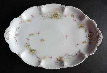 R611 14" Oval Serving Platter