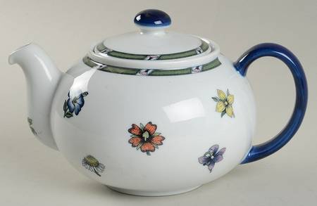 Linnea Teapot & Lid