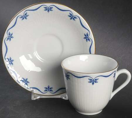 Marbacka Flat Demitasse Cup & Saucer Set