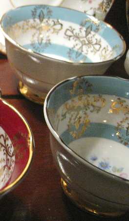 RGR22TE (Teal Bands) Footed Cup