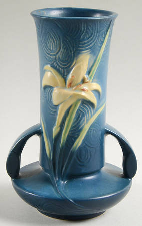 Zephyr Lily Bermuda Blue 7" Handled Vase
