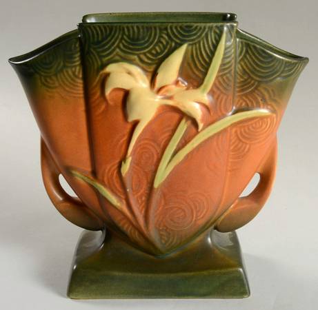 Zephyr Lily Siena 7" Fan Vase