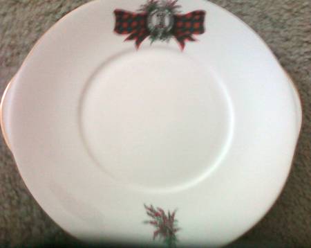 Coat of Arms (Smooth) Handled Cake Plate