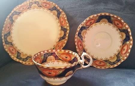 6550 Footed Cup & Saucer Set