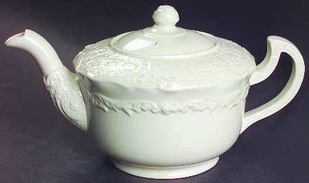 Renaissance Teapot & Lid