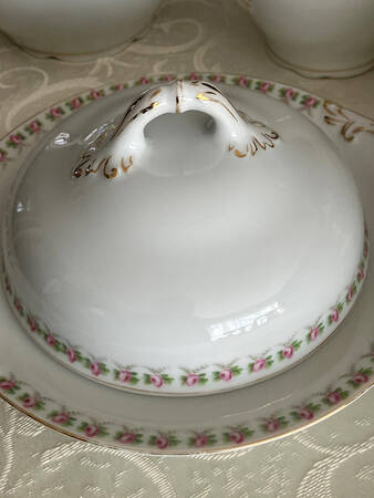 RSC17 Round Covered Butter