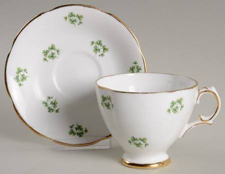 Killarney Footed Cup & Saucer Set