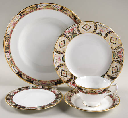 Chelsea Garden 40 Piece Estate Set
